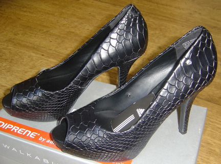 Новые босоножки туфли Рокпорт К61574 Rockport 36.5