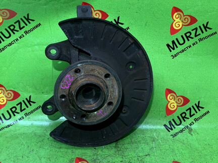 Кулак поворотный правый Mercedes V-Class W639