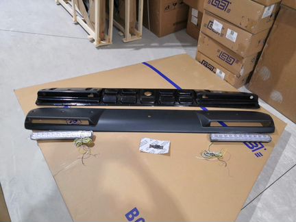 Козырёк Mercedes w 464 с led