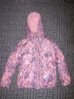 Новый легкий красивый пуховик