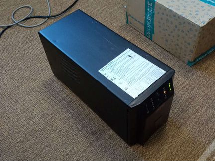 Ибп APC Smart-UPS 1000