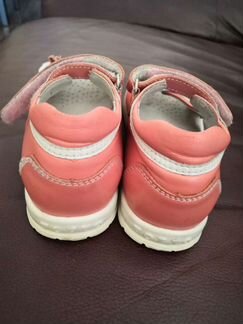 Босоножки Totto