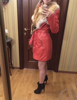 Кожаный плащ с воротником-лисицей