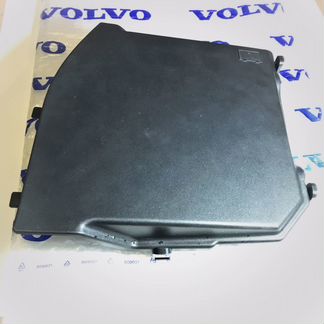 Крышка аккумулятора volvo 31353766