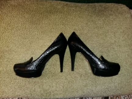 Кожаные туфли на платформе Nine West