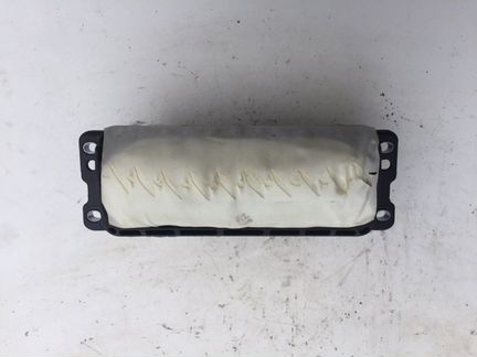 Подушка безопасности пассажира Volkswagen Passat