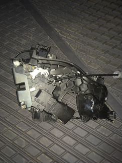 Замок задней двери Volvo S40-II