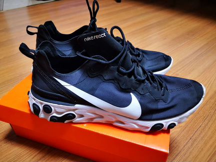 Кроссовки nike react практически новые