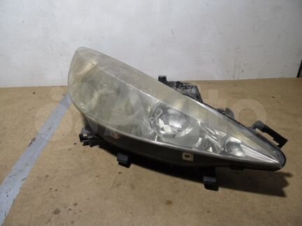Фара передняя правая Пежо 207