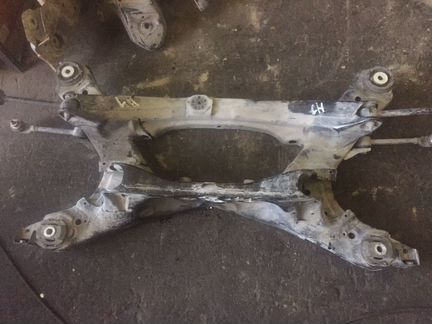 Задний подрамник Honda Pilot 2