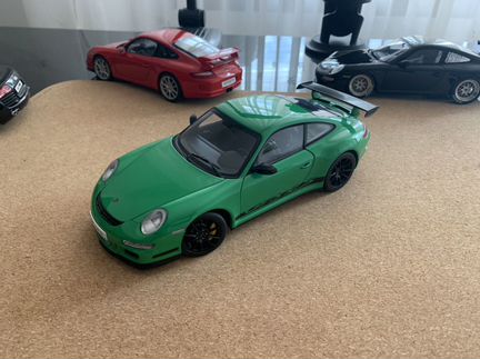1/18 Porsche 911 GT3 Rs зелёный