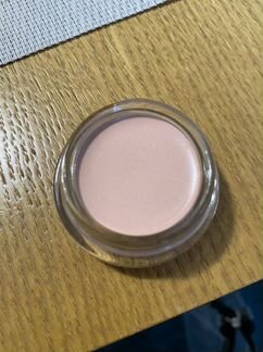 Becca Under Eye корректор