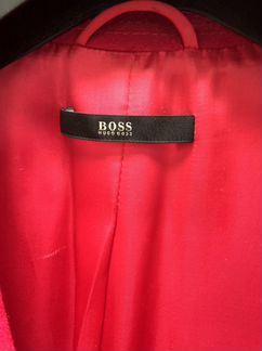 Пальто женское Hugo Boss