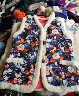 Жилетки из овчины. Женский жилет новый