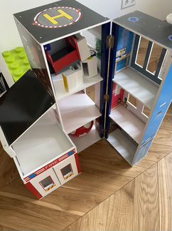 Домик elc (пожарная и полицейская станция)