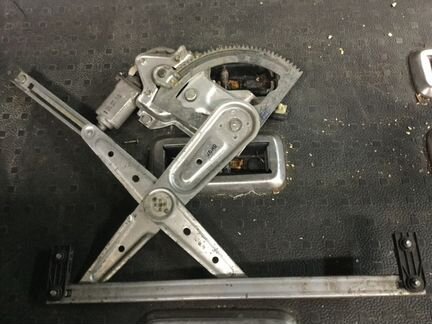 Электромотор стеклоподъёмника Киа 83460-3E000