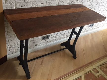 Стол (консоль) в стиле loft (подстолье singer)