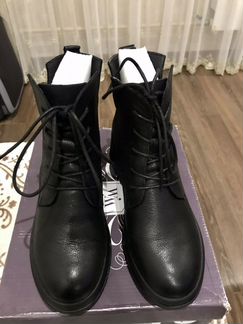 Ботинки женские черные