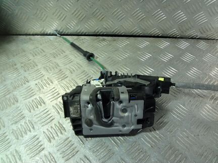 Замок передний левый Мерседес 205 213 253 222