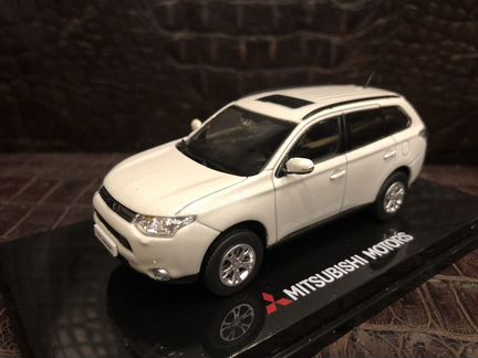 Джип mitsubishi
