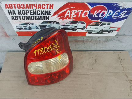 Стоп-сигнал задний правый Kia Carnival 1999-2002