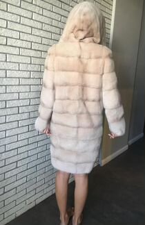 Красивая норковая шуба из Греции