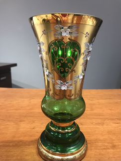 Ваза для цветов. Богемия. Богемское стекло. Ручная