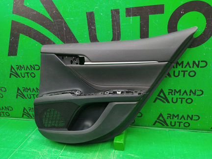 Обшивка двери задняя правая Toyota Camry V70 2018