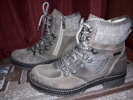 Женские ботинки Tamaris б/у