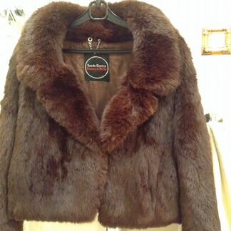 Стильный полушубок из Американской лисы р.42-46