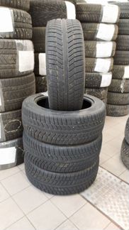 Комплект шин Syron Everest 1+ 215/55R17