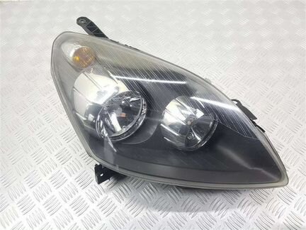 Фара правая Опель Зафира б