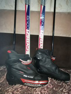 Лыжи, ботинки, палки