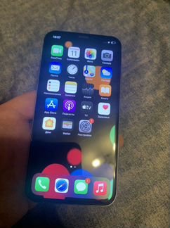 Телефон iPhone X