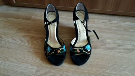 Босоножки Alla Pugachova