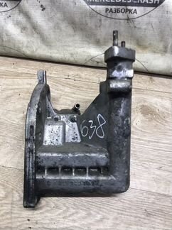 Патрубок систему охлаждения om 611 Мерседес w638