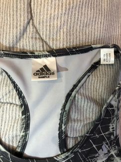 Топ спортивный adidas