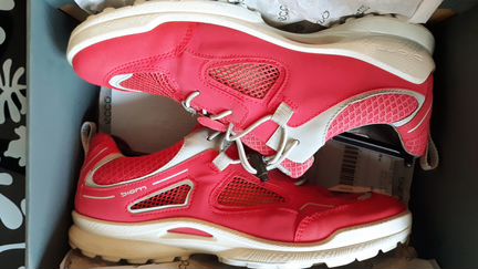 Кроссовки ecco (39р)