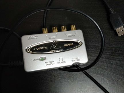 Звуковая карта behringer uca202