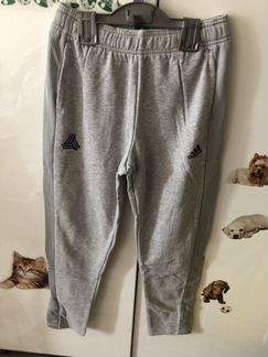 Спортивный костюм новый рр 152 Adidas