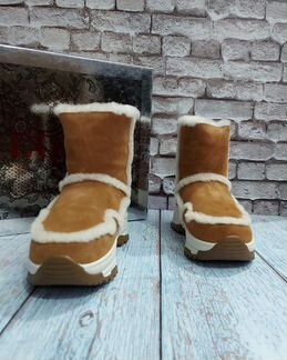 Зимние ботинки женские