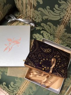 Эксклюзивная косметичка Lise Charmel