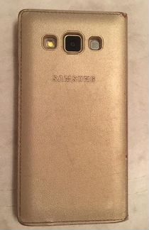 Телефон Samsung Galaxy A3