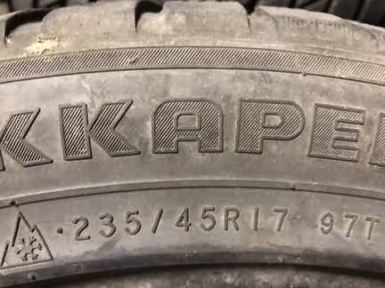 Шина Nokian 235/45 R17 1 шт