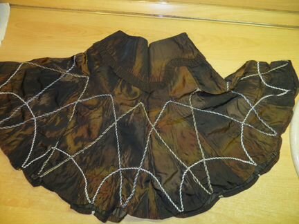 Юбки нарядные и сарафан детс