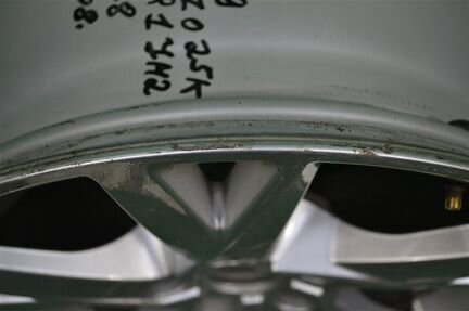 Диск R17 Audi A4 B9 8W0601025K