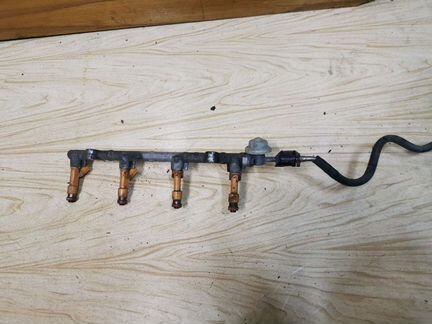 Топливная рейка в сборе тоёта камри в40 2.4л