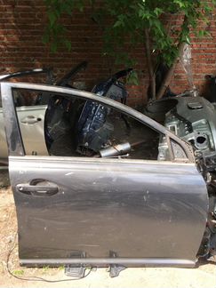 Дверь с дефектом Тойота Авенсис Toyota Avensis T25