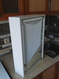 Шкафчик для ванной комнаты