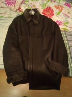 Новая кожаная дубленка на молнии